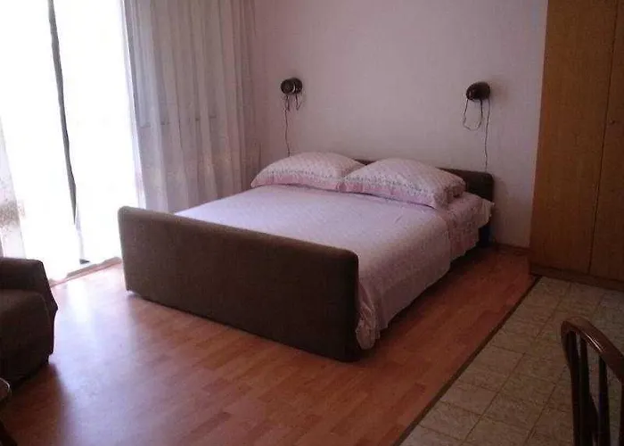 Bosnic 公寓 普瑞兹巴